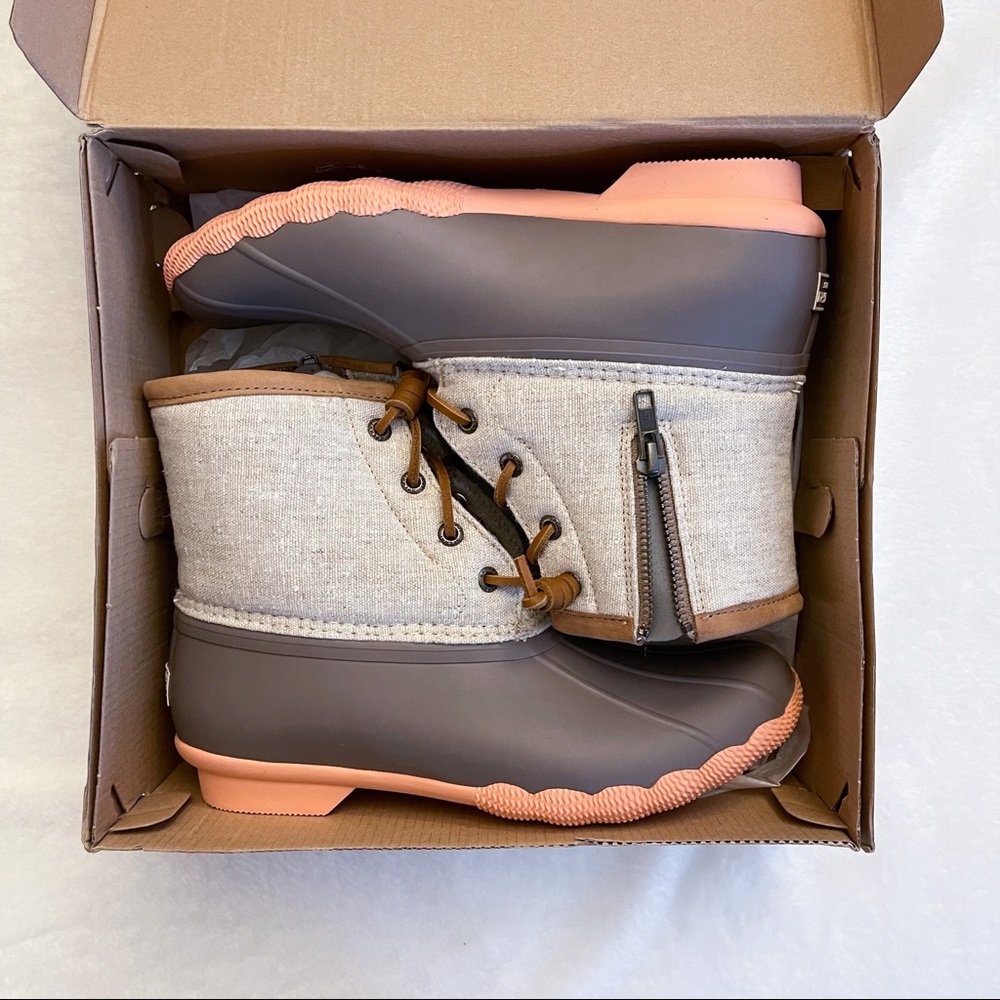 New Saltwater Sperry Boots